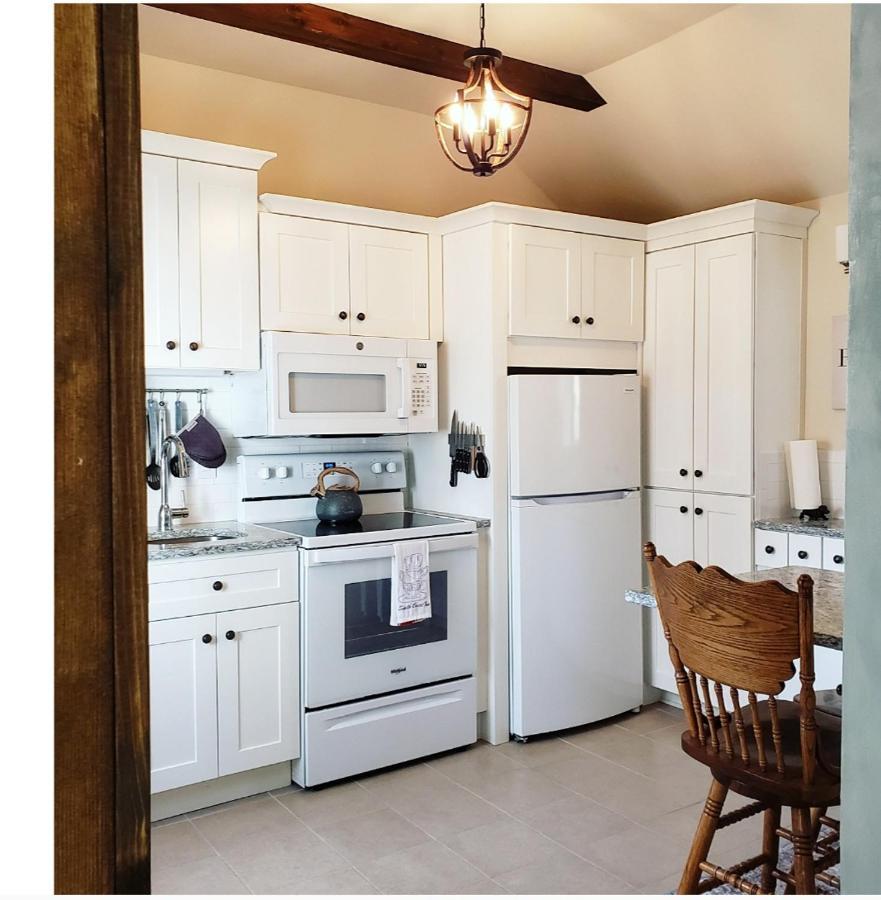 One-Bedroom Cottage
